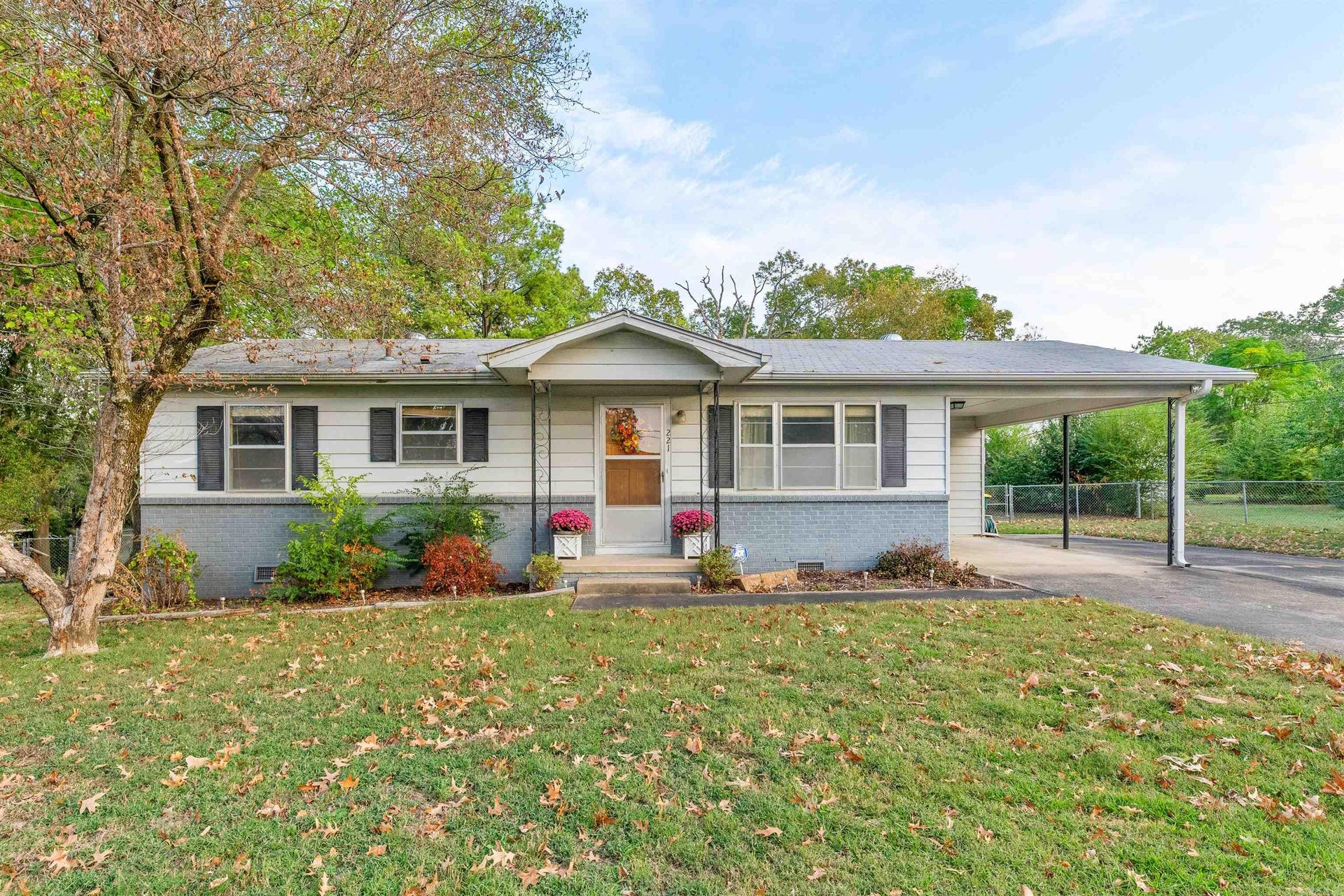 For Sale 221 Parkdale, Sherwood, AR 72120 3 Beds / 1 Full Bath